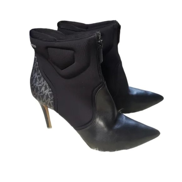 MICHAEL KORS UMA LEATHER AND SCUBA ANKLE BOOTS - Picture 4 of 8